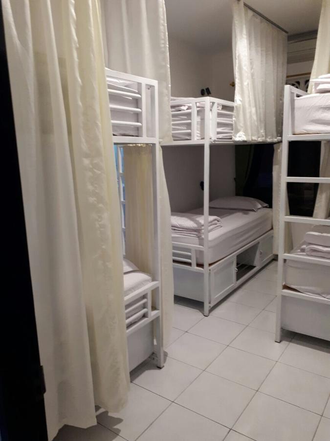 Хостел Anggrek Mas Bed & Breakfast Убуд Экстерьер фото