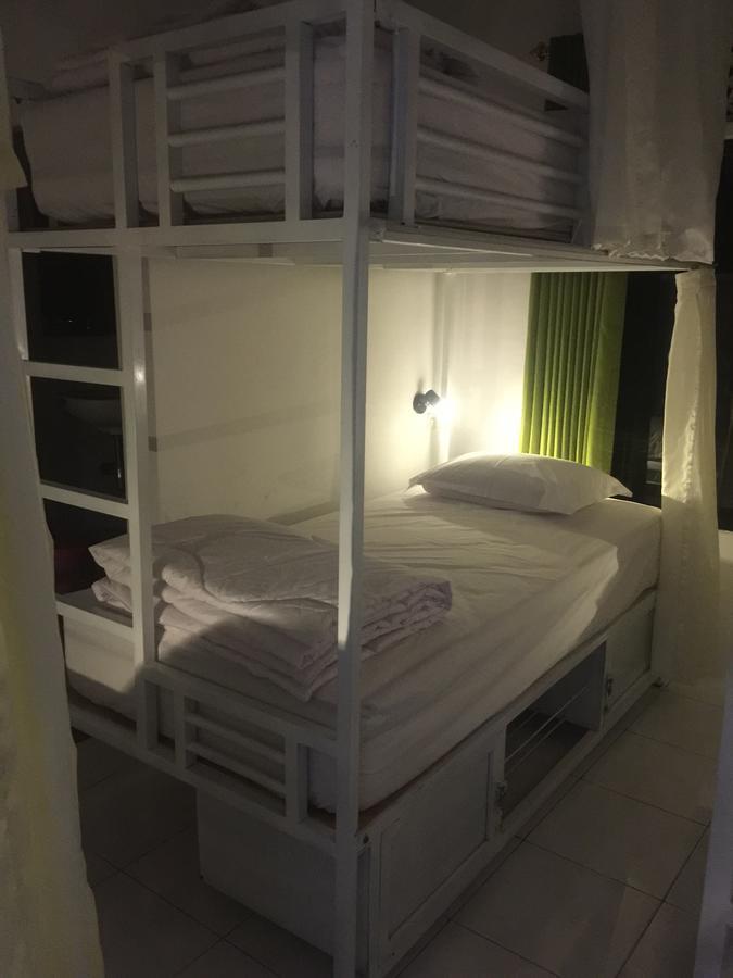 Хостел Anggrek Mas Bed & Breakfast Убуд Экстерьер фото